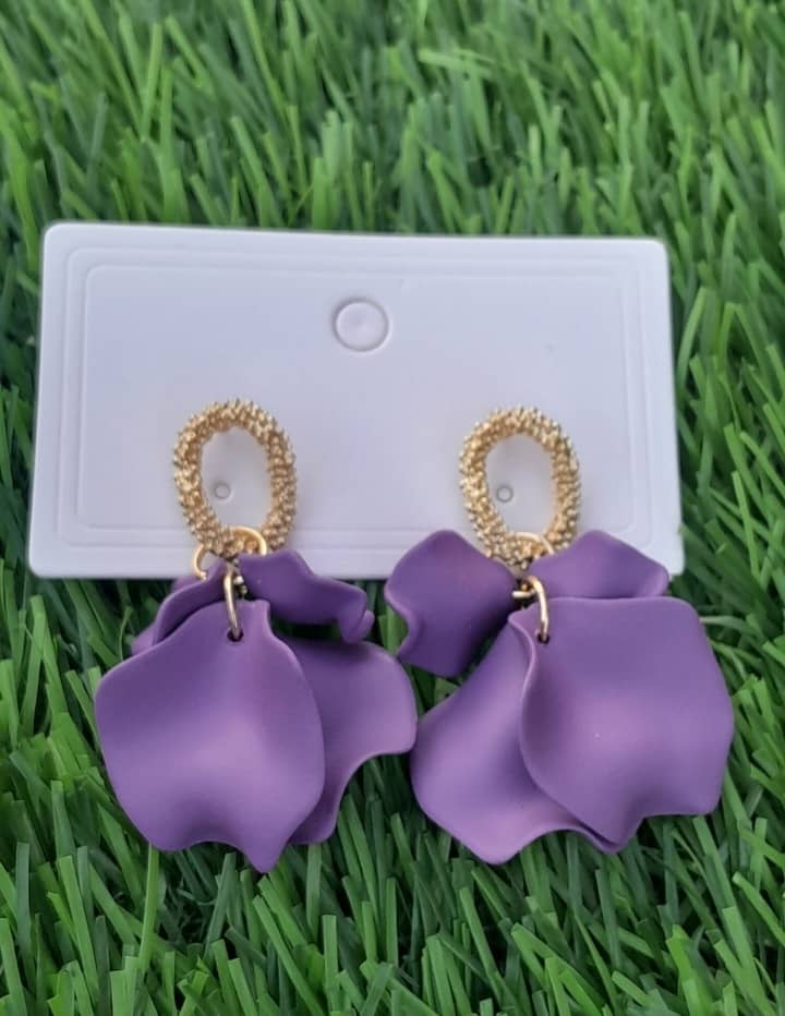 Statement earrings set
